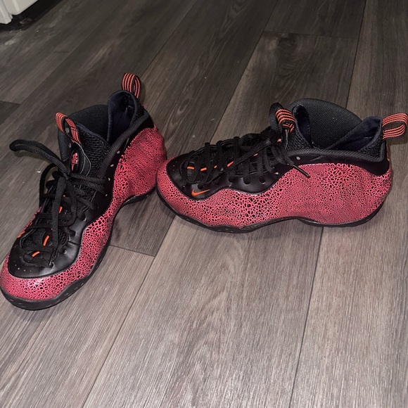 Nike cracked lava foamposites size